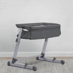 Dream Bedside Baby Bassinet 21 Dream Bedside Baby Bassinet -Delta Children 23351 2012 Simmons Dream Bed side Bassinetsmaller