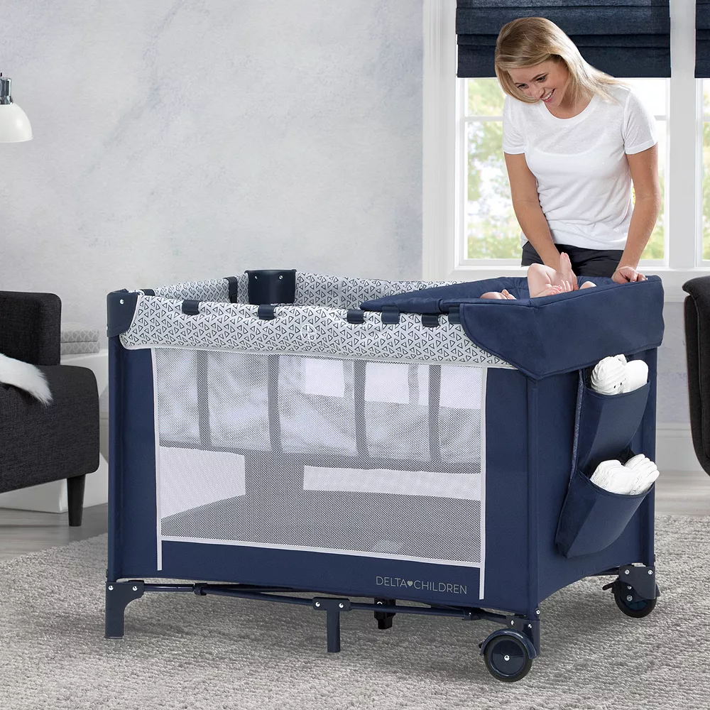 Delta Children LX Deluxe Portable Baby Play Yard With Removable Bassinet And Changing Table 4 Delta Children LX Deluxe Portable Baby Play Yard With Removable Bassinet And Changing Table - Image 4
