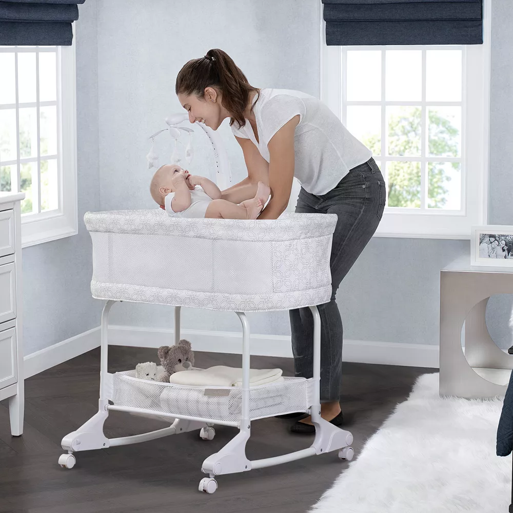 Delta Children SleepCool Rocking Bassinet With Airflow Mesh 2 Delta Children SleepCool Rocking Bassinet With Airflow Mesh - Image 2