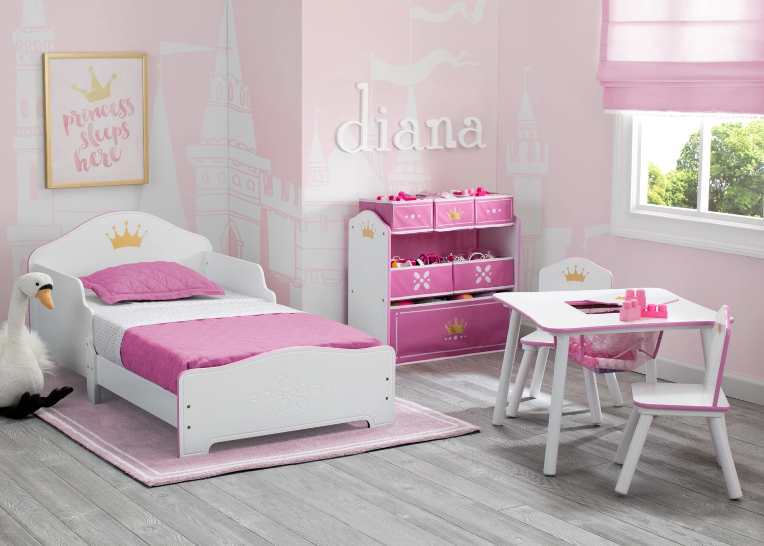 Delta Children Princess Crown Wood Toddler Bed 2 Delta Children Princess Crown Wood Toddler Bed - Image 2