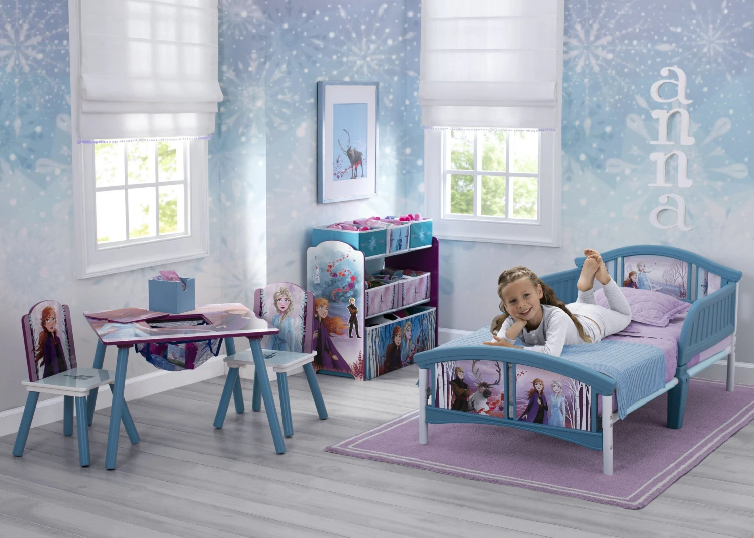 Delta Children Frozen II Plastic Toddler Bed 2 Delta Children Frozen II Plastic Toddler Bed - Image 2