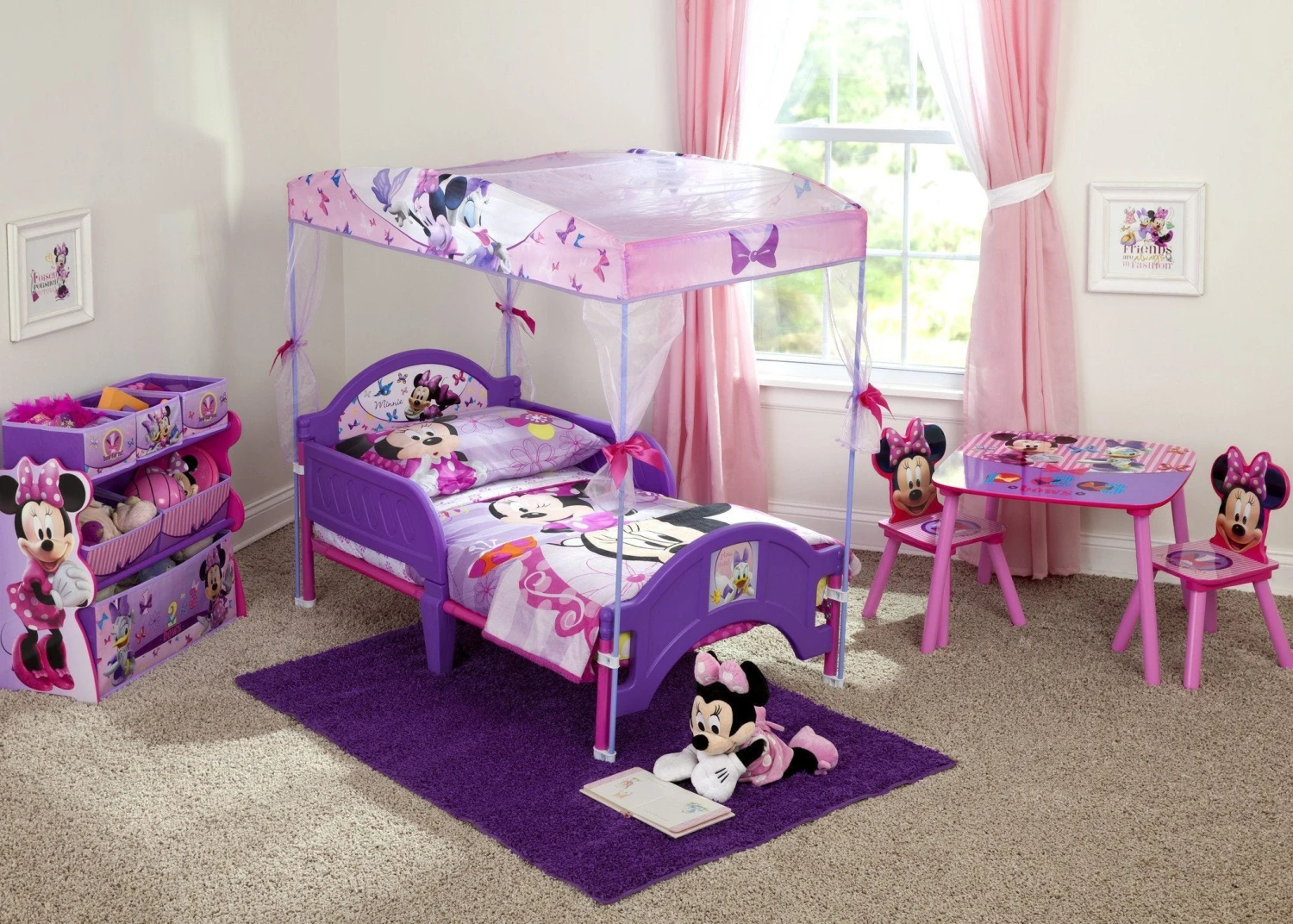 Delta Children Minnie Mouse Table & Chair Set 1 Delta Children Minnie Mouse Table & Chair Set