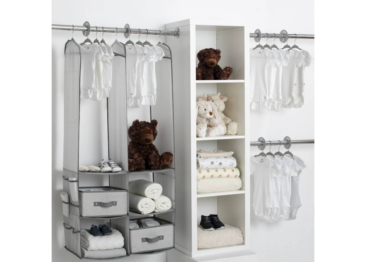 Delta Children 24 Piece Nursery Storage Set 3 Delta Children 24 Piece Nursery Storage Set - Image 3