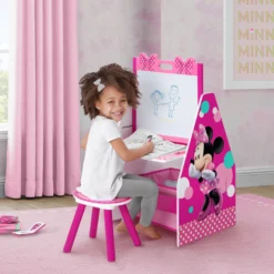 Delta Children Minnie Mouse Deluxe Kids Art Table - Easel, Desk, Stool, Toy Organizer 13 Delta Children Minnie Mouse Deluxe Kids Art Table - Easel, Desk, Stool, Toy Organizer -Delta Children TE87519MN activity center minnie Lifestyle 102