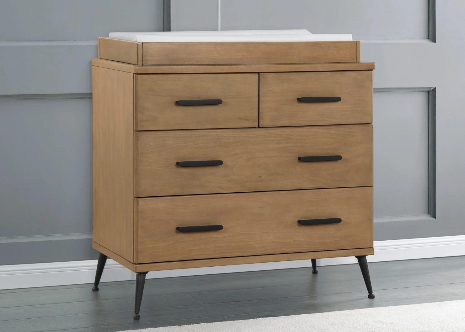 Delta Children Sloane 4 Drawer Dresser With Changing Top