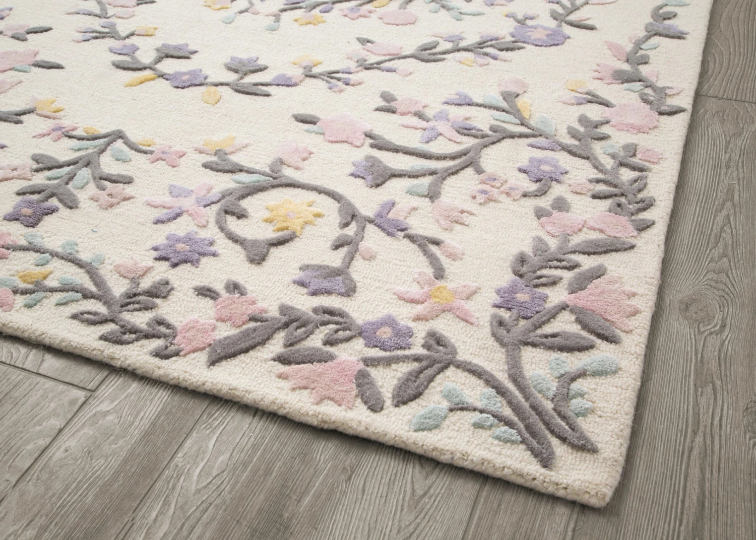 Delta Children Floral Garden Hand-Tufted Wool Blend Area Rug 5x8 2 Delta Children Floral Garden Hand-Tufted Wool Blend Area Rug 5x8 - Image 2