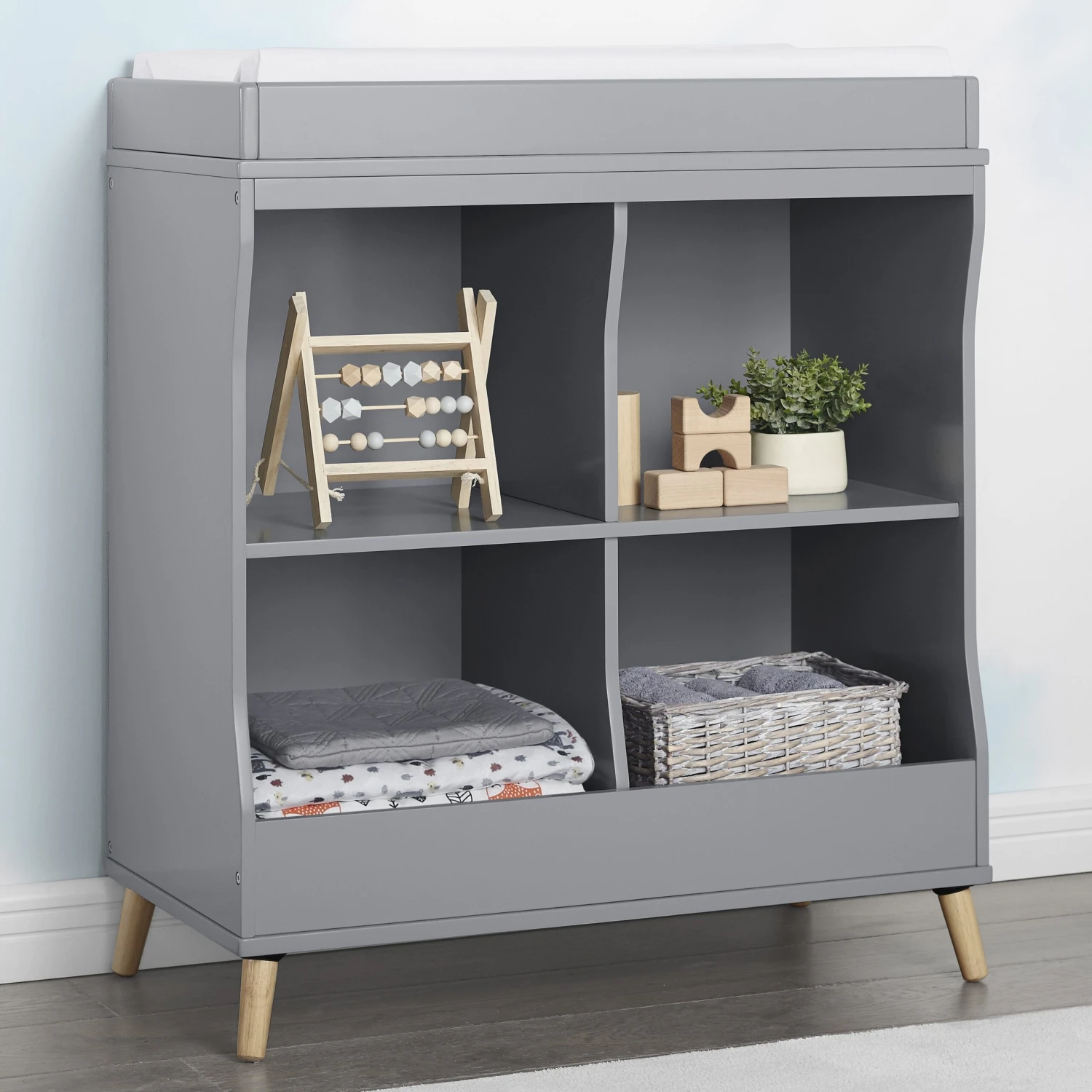 Delta Children Jordan Storage Changing Table