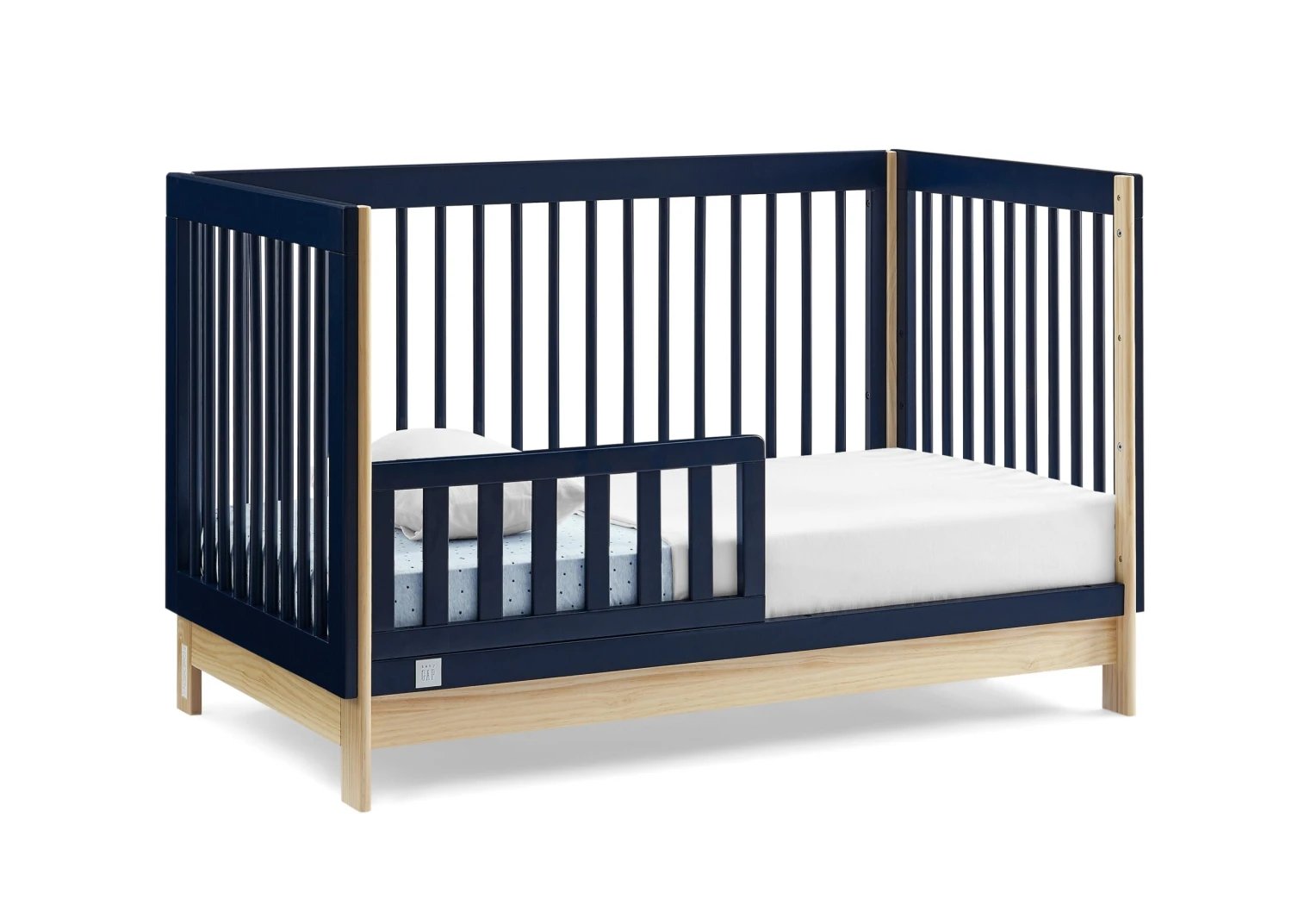 BabyGap Tate 4-in-1 Convertible Crib 4 BabyGap Tate 4-in-1 Convertible Crib - Image 4